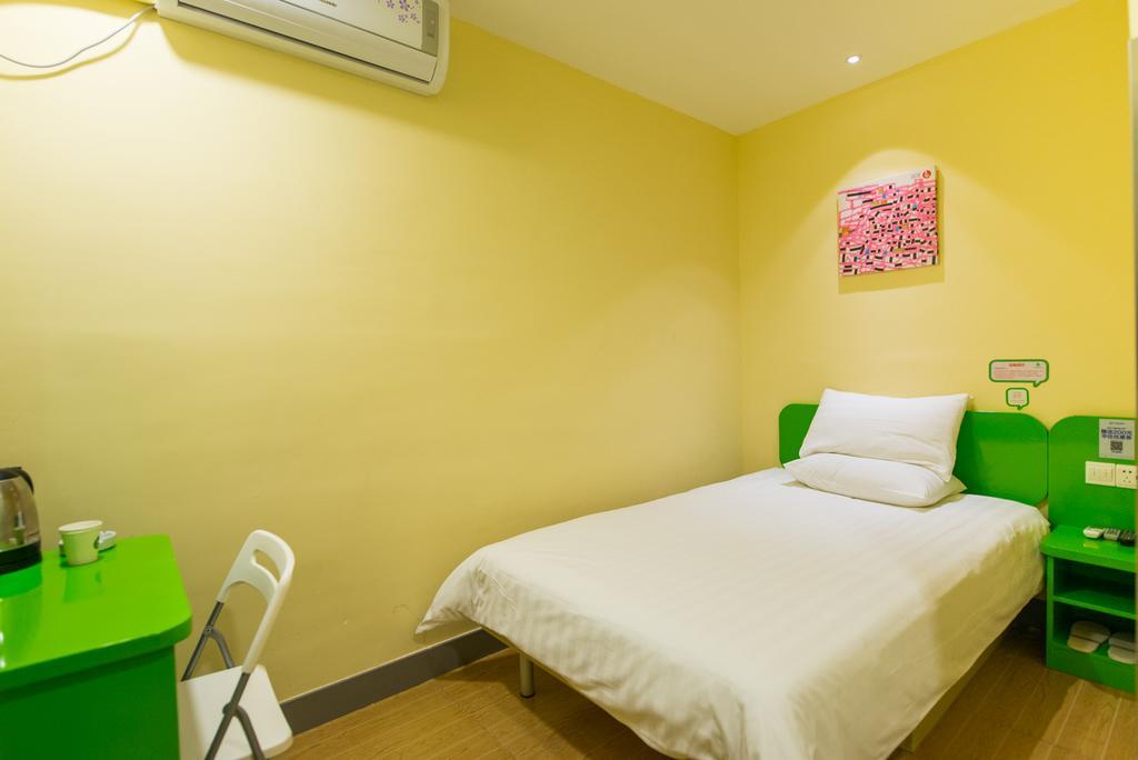 Hi Inn Ningbo Tianyi Square Branch Camera foto
